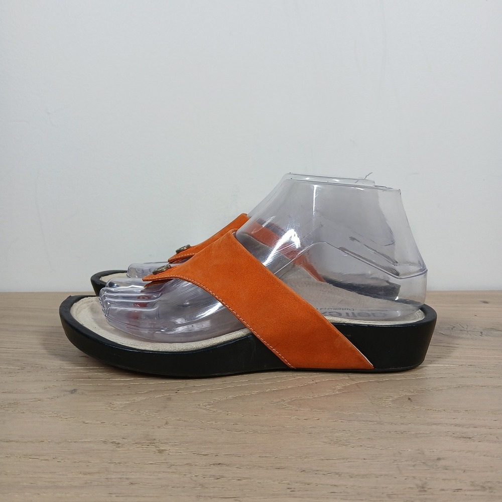 Aetrex Sandals Womens 6.5 Orange Genuine Leather Thong Comfort Boho Resort Style